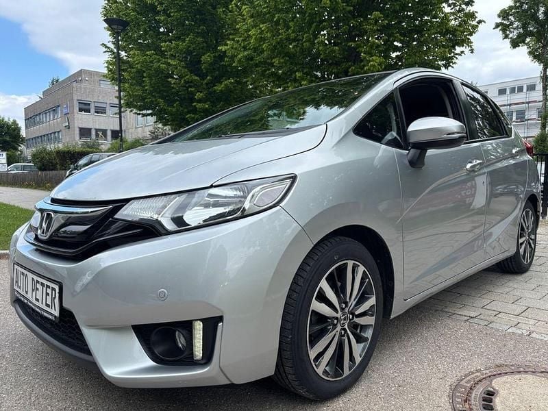 Silber Gebraucht 2017 Honda Jazz Elegance Kleinwagen | 9.999 € (Superpreis) - Bild 1/4