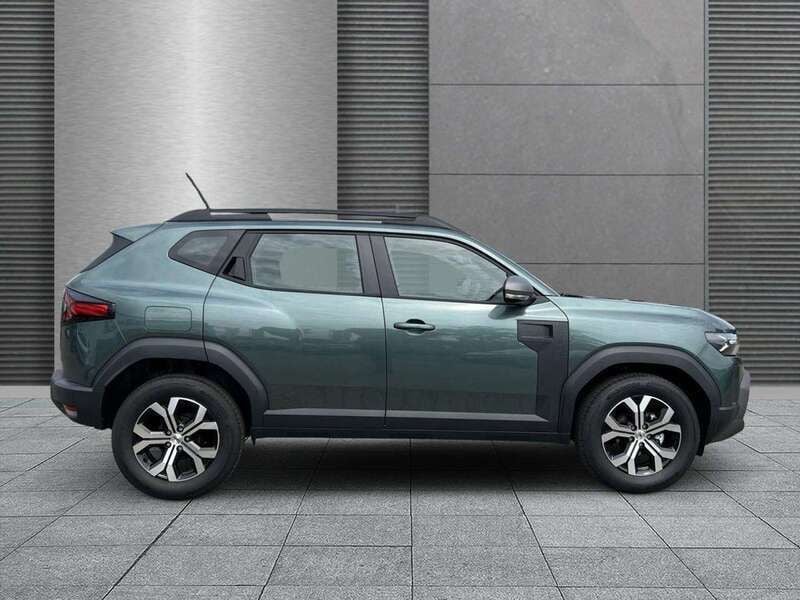 Zedergrün Neu 2025 Dacia Duster Expression SUV | 23.790 € (Fairer Preis) - Bild 1/4