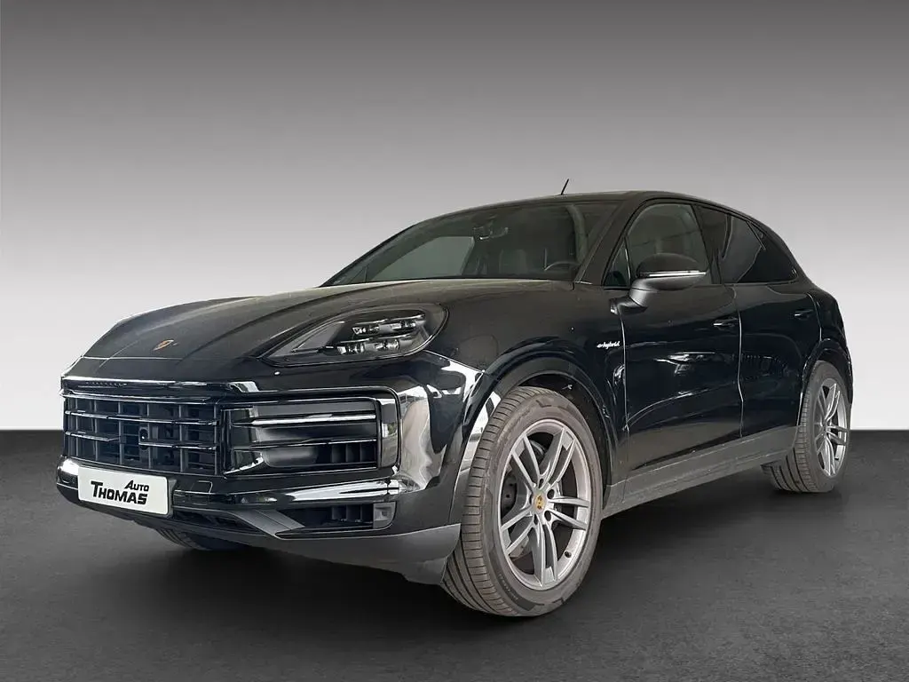 Gebraucht Porsche Cayenne 305 PS (224 kW) 2024 Chromitschwarzmetallic SUV