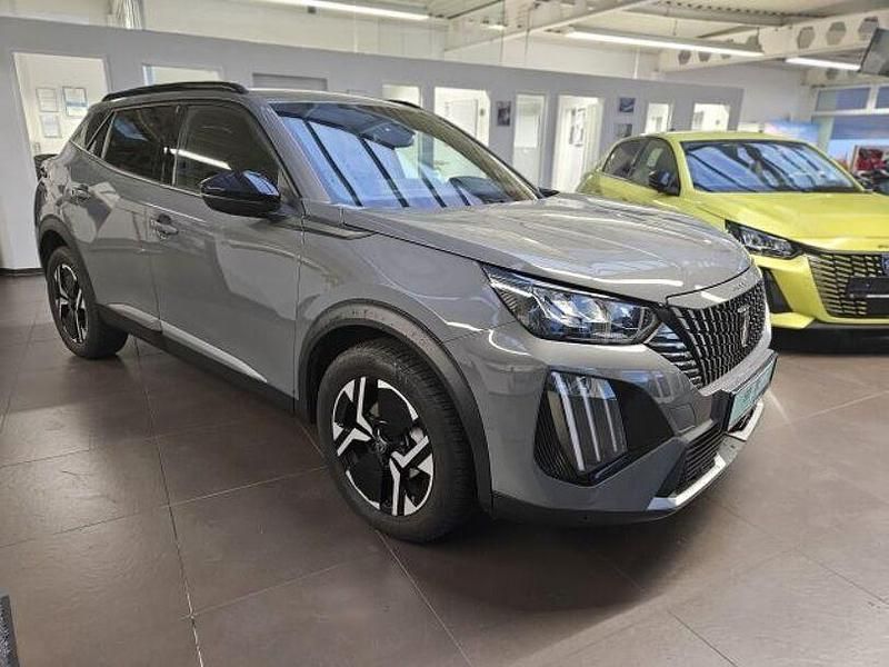 Selenium grau metallic Gebraucht 2024 Peugeot 2008 Allure SUV | 20.990 € (Guter Preis) - Bild 1/4