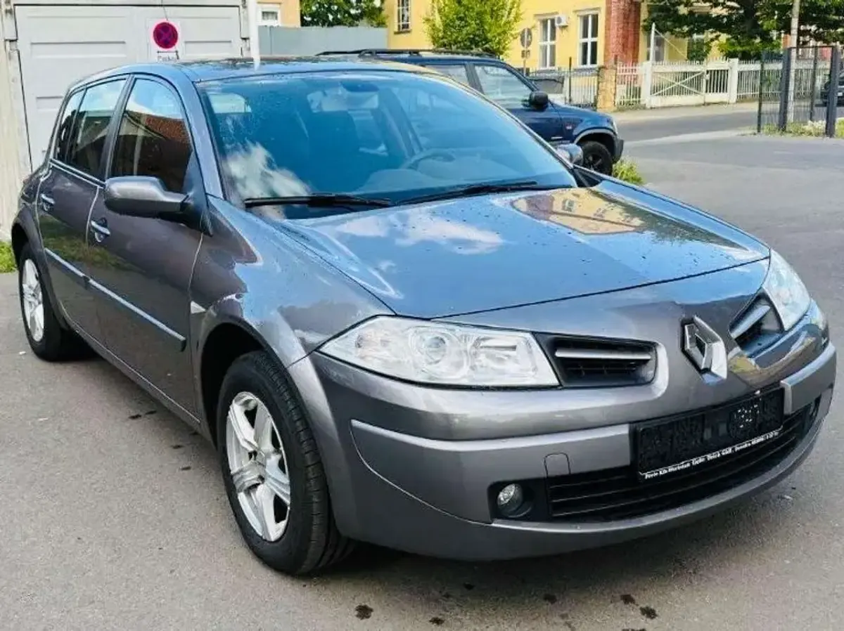 Gebraucht Renault Mégane Exception 111 PS (81 kW) 2008 Grau Limousine