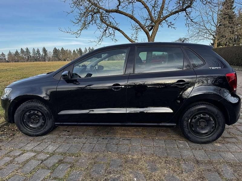 Gebraucht VW Polo Team 69 PS (50 kW) 2011 Schwarz Limousine
