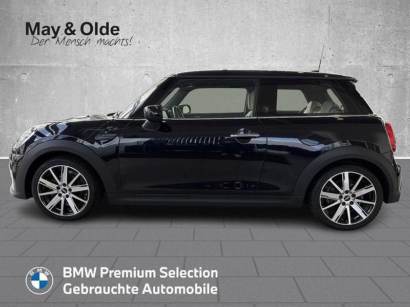Używany Mini Cooper 136 KM (100 kW) 2022 Czarny Hatchback