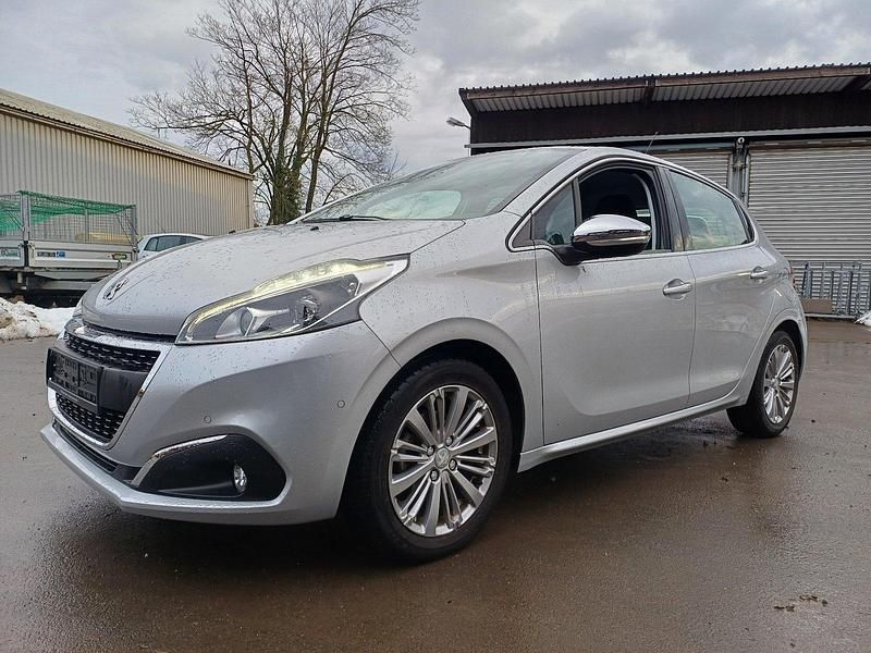 Gebraucht 2018 Peugeot 208 Kleinwagen | 7.990 € (Fairer Preis) - Bild 1/4