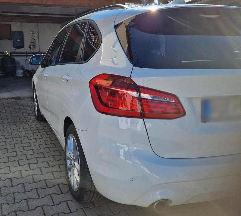 Gebraucht BMW 225 Performance 224 PS (164 kW) 2019 Weiß Limousine