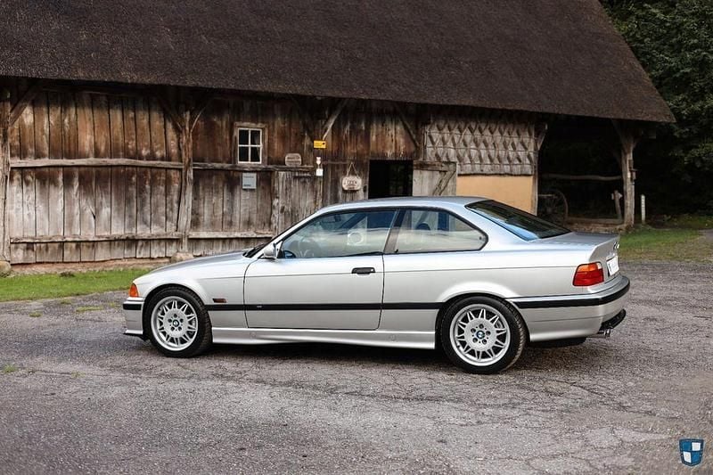 Gebraucht BMW M3 Performance 321 PS (236 kW) 1993 Silber Coupé