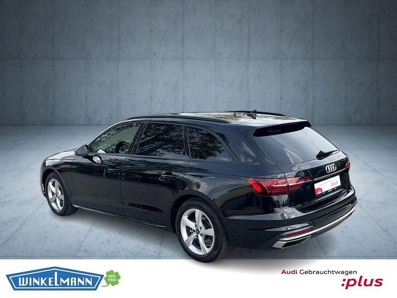 Second-hand Audi A4 Advanced Plus 163 CP (119 kW) 2023 Negru Break
