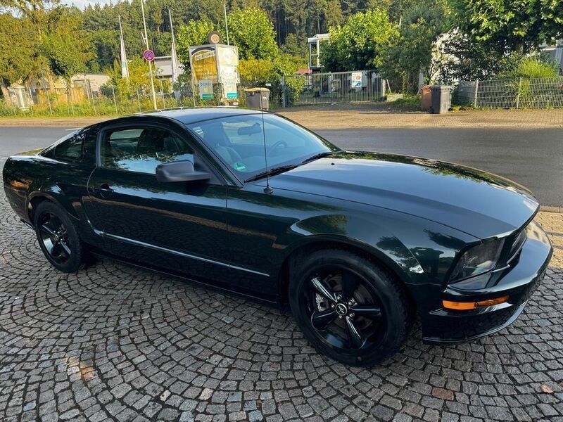 Gebraucht Ford Mustang Bullitt 320 PS (235 kW) 2008 Grün Coupé