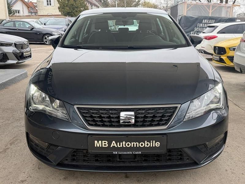 Gebraucht Seat Leon Style 116 PS (85 kW) 2019 Grau Limousine