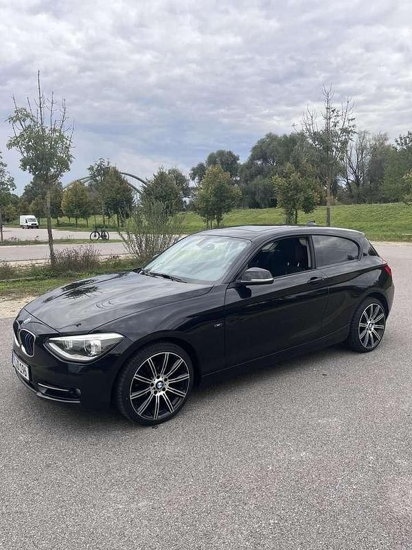 Schwarz Gebraucht 2013 BMW 116 Kleinwagen | 7.500 € (Fairer Preis) - Bild 1/4