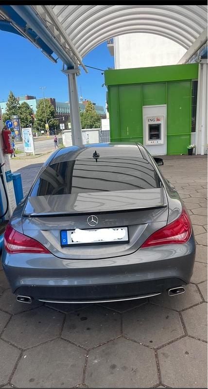 Grau Gebraucht 2013 Mercedes CLA180 Limousine | 14.750 € (Fairer Preis) - Bild 1/4