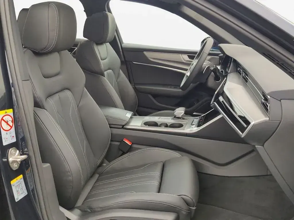 Gebraucht Audi A6 Advanced Plus 299 PS (219 kW) 2025 Firmamentblau metallic Kombi