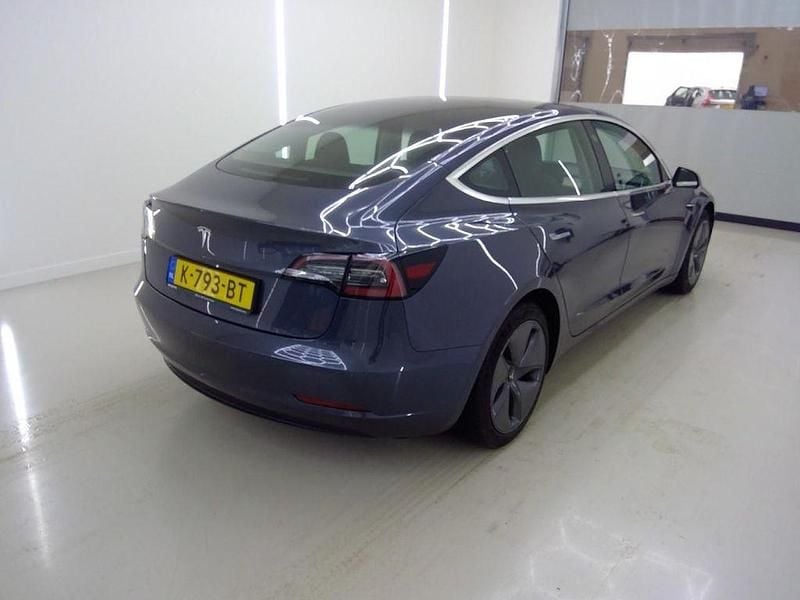 Gebraucht Tesla Model 3 Standard Range 225 kW (306 PS) 2020 Grau Limousine