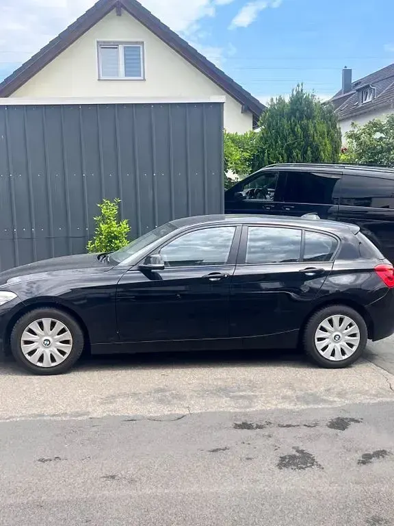 Gebraucht BMW 118 136 PS (100 kW) 2018 Schwarz Kleinwagen
