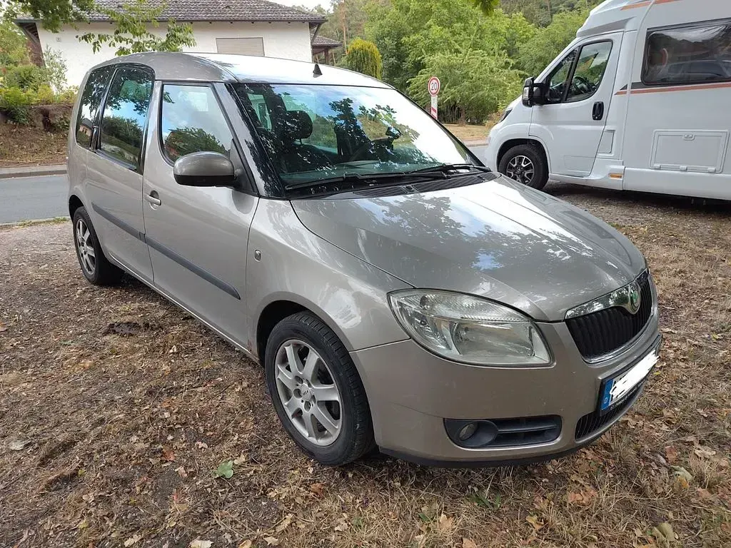 Gebraucht Skoda Roomster 86 PS (63 kW) 2008 Gold Van / Kleinbus