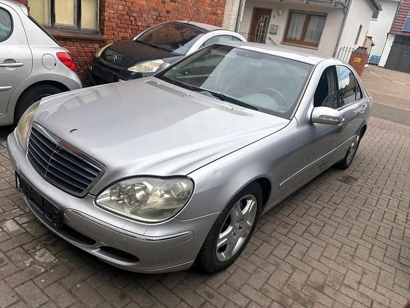 Silber Gebraucht 2005 Mercedes S320 Limousine | 3.000 € - Bild 1/4