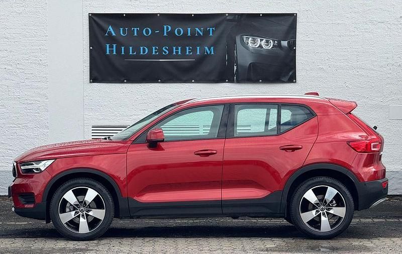 Gebraucht Volvo XC40 Momentum 190 PS (139 kW) 2018 Rot SUV