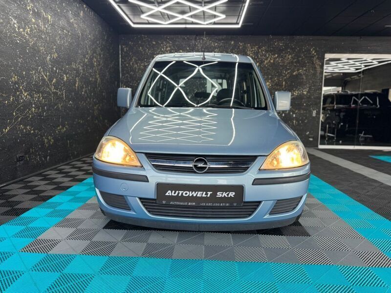 Gebraucht Opel Combo 101 PS (74 kW) 2005 Blau Van / Kleinbus