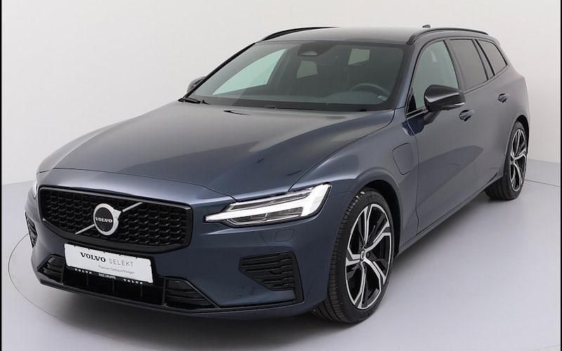 Gebraucht Volvo V60 Plus 350 PS (257 kW) 2025 Blau Kombi