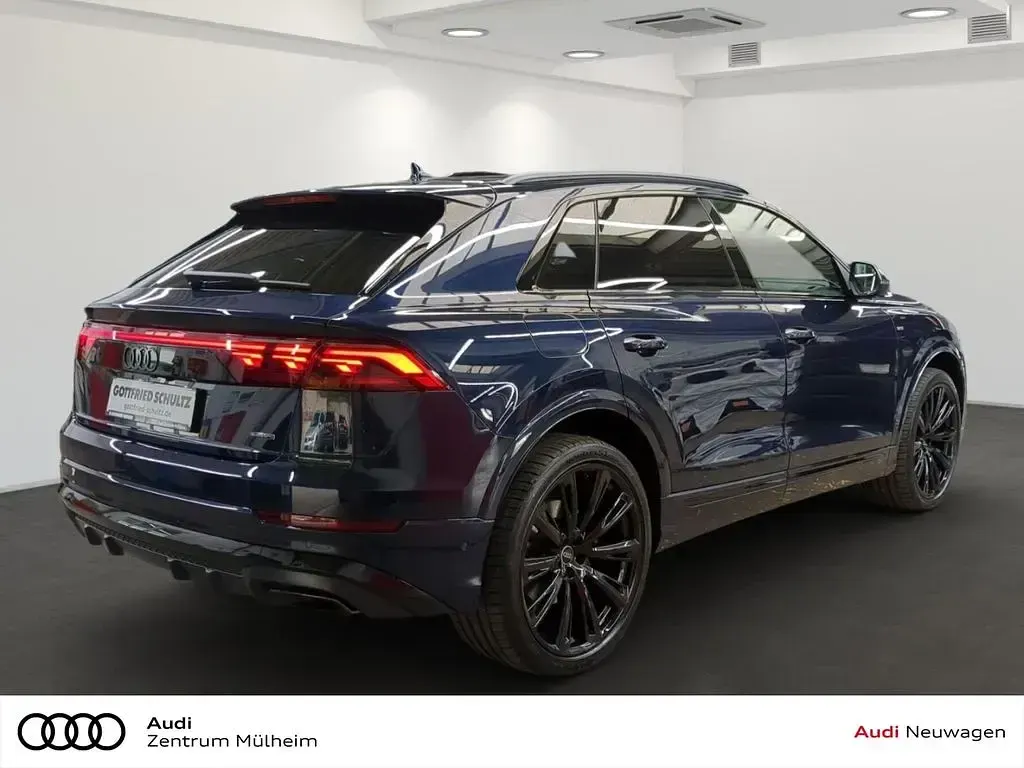 Neu Audi Q8 S-Line 394 PS (289 kW) 2026 Blau SUV