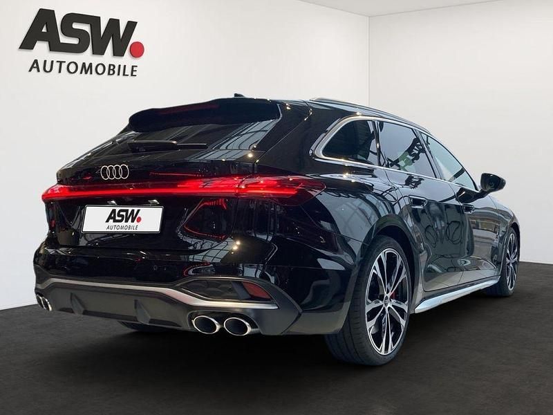 Neu Audi S5 Ambiente 367 PS (269 kW) 2025 Mythosschwarz metallic Kombi