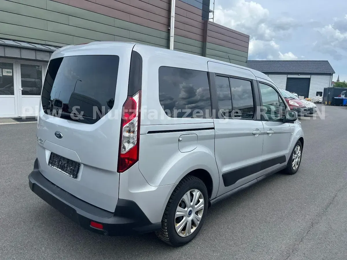 Gebraucht Ford Tourneo Connect Trend 120 PS (88 kW) 2022 Silber Van / Kleinbus