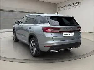 Neu Skoda Kodiaq 204 PS (150 kW) 2026 Silber (smokey diamond silber) SUV