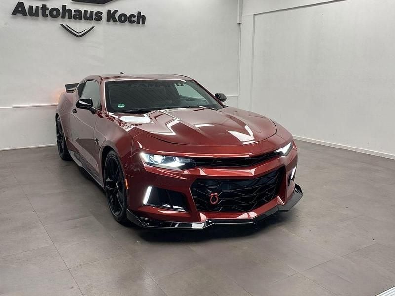 Rot Gebraucht 2020 Chevrolet Camaro ZL1 Coupé | 28.900 € (Guter Preis) - Bild 1/4