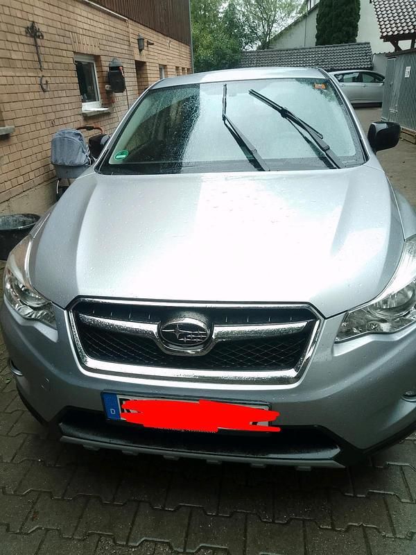 Silber Gebraucht 2012 Subaru XV SUV | 11.400 € - Bild 1/4