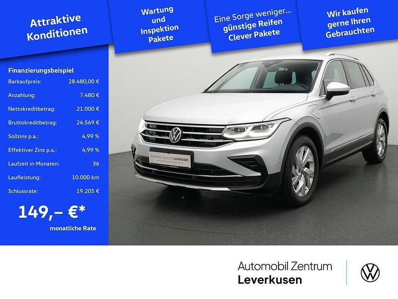 Silber / reflexsilber (metallic) Gebraucht 2022 VW Tiguan Elegance SUV | 28.480 € (Guter Preis) - Bild 1/4