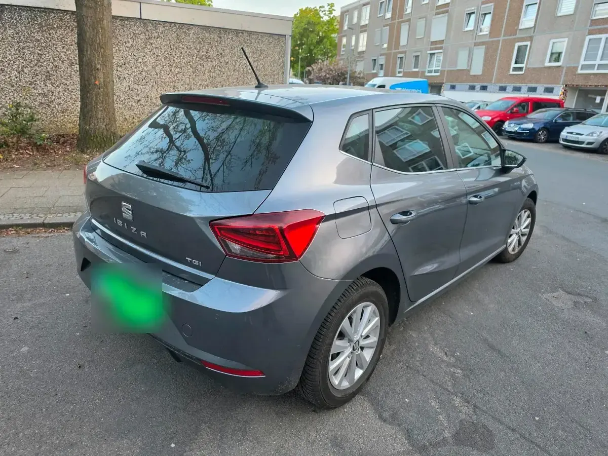 Gebraucht Seat Ibiza 90 PS (66 kW) 2018 Grau Kleinwagen