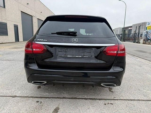 Gebraucht Mercedes C300e AMG 194 PS (142 kW) 2020 Schwarz Limousine