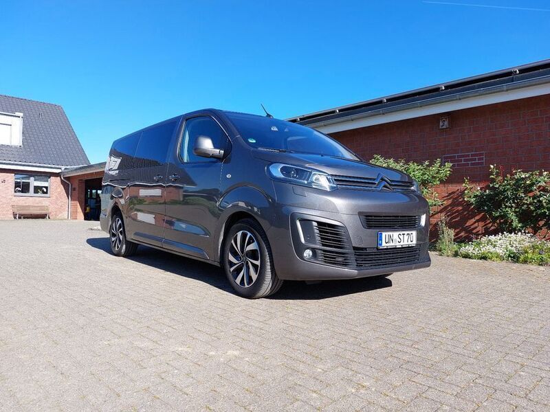 Grau Gebraucht 2018 Citroën Spacetourer Business Class Van | 28.400 € (Superpreis) - Bild 1/4