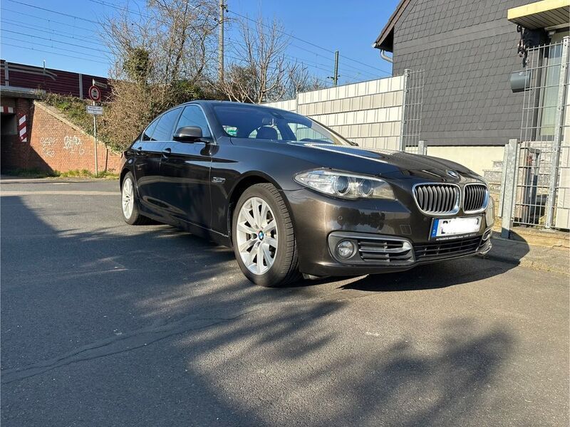 Schwarz Gebraucht 2014 BMW 525 Luxury Line Limousine | 17.600 € (Etwas zu teuer) - Bild 1/4