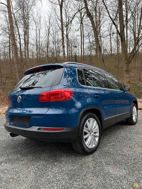 Gebraucht VW Tiguan 103 PS (75 kW) 2012 Blau SUV
