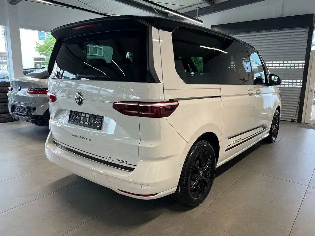 Gebraucht VW Multivan Edition 150 PS (110 kW) 2025 Andere Van / Kleinbus