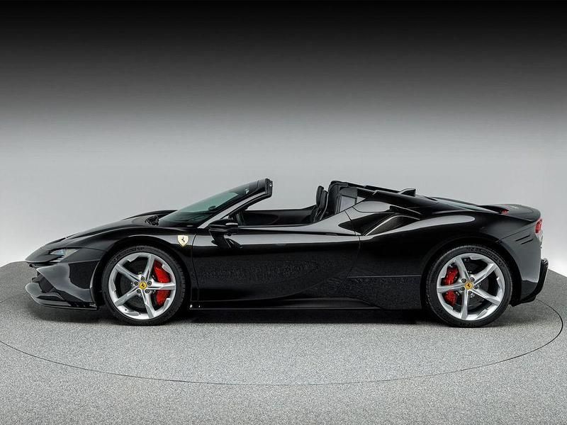 Gebraucht Ferrari SF90 999 PS (734 kW) 2023 Nero daytona Cabrio