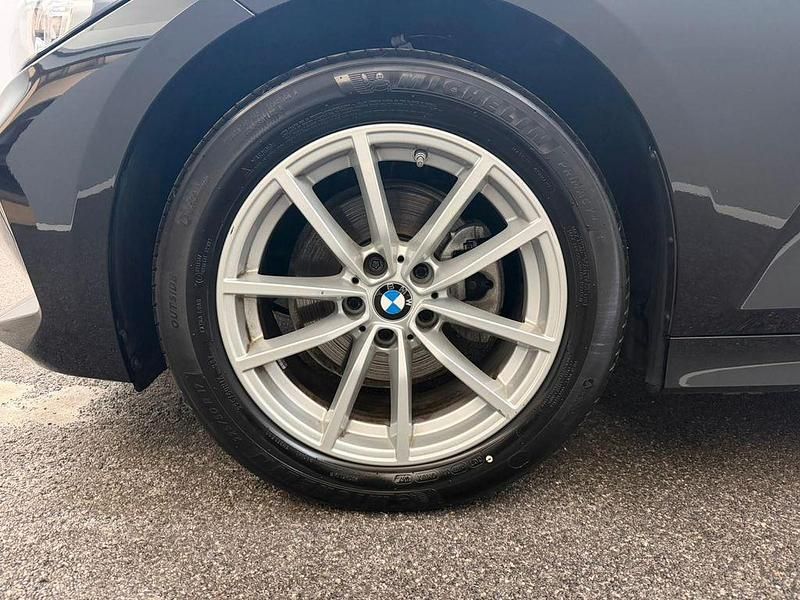 Gebraucht BMW 320 Shadowline 190 PS (139 kW) 2023 Schwarz Limousine