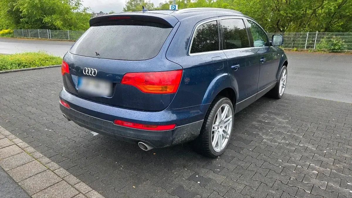 Używany Audi Q7 S-Line 240 KM (176 kW) 2007 Niebieski SUV