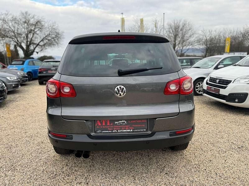 Gebraucht VW Tiguan Freestyle 122 PS (89 kW) 2010 Pepper grey metallic SUV