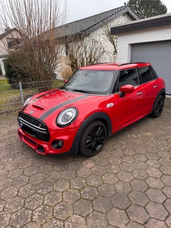 Rot Gebraucht 2020 Mini John Cooper Works Kleinwagen | 22.222 € (Superpreis) - Bild 1/4