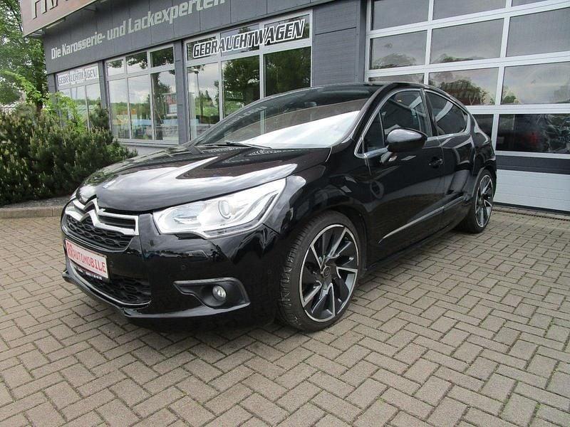 Gebraucht Citroën DS4 Sport Chic 163 PS (119 kW) 2013 Schwarz Kleinwagen