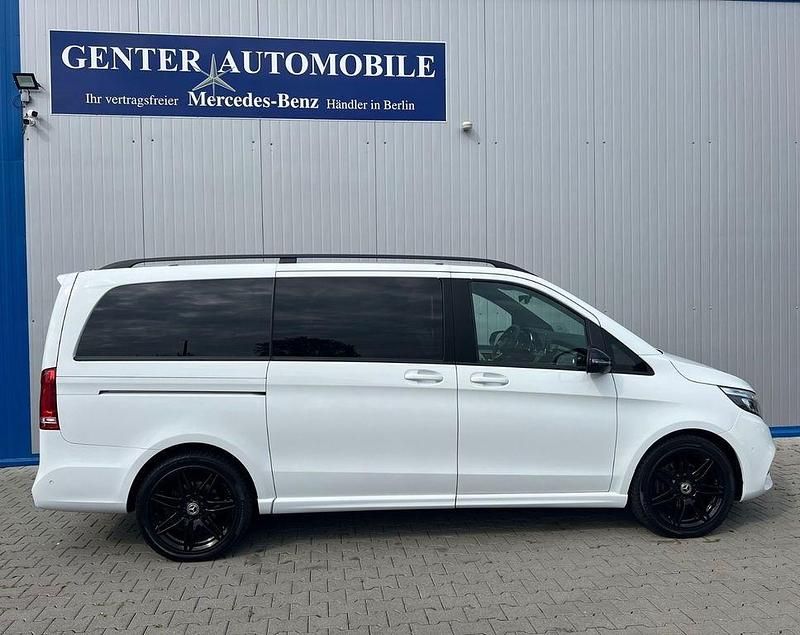 Gebraucht Mercedes V300 Exclusive 237 PS (174 kW) 2023 9134 lackfarbe bergkristallwei Van / Kleinbus