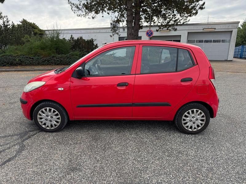Rot Gebraucht 2009 Hyundai i10 Edition+ Kleinwagen | 999 € (Superpreis) - Bild 1/4