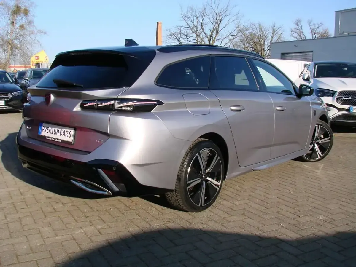 Gebraucht Peugeot 308 SW GT 131 PS (96 kW) 2023 Grau Kombi