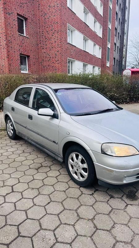 Gebraucht Opel Astra Elegance 101 PS (74 kW) 2001 Grau Limousine