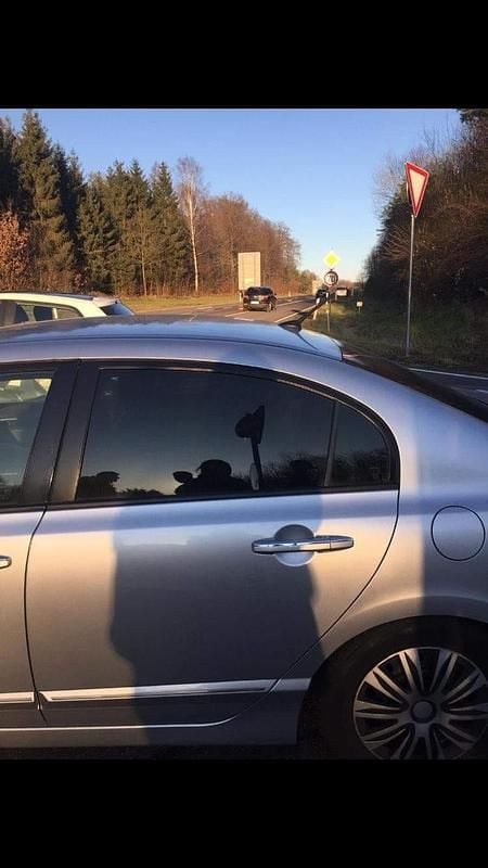 Gebraucht Honda Civic 95 PS (69 kW) 2007 Silber Limousine