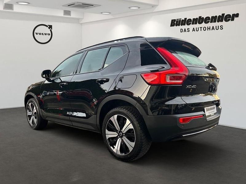 Gebraucht Volvo XC40 Core 169 kW (231 PS) 2022 Schwarz SUV