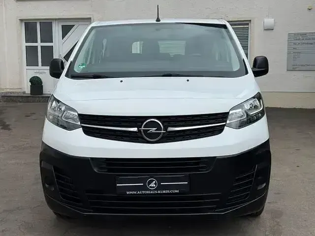 Gebraucht Opel Vivaro-e Combi 120 PS (88 kW) 2021 White jade Van / Kleinbus