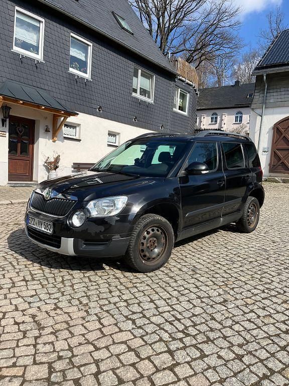 Gebraucht Skoda Yeti 140 PS (102 kW) 2012 Schwarz SUV